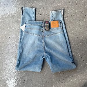 Levi size 26 skinny mile high super skinny ankle jeans